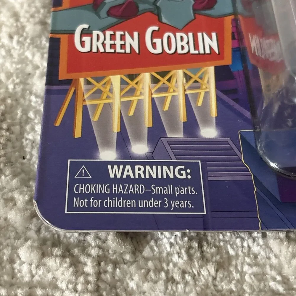 Spider-Man Retro Marvel Legends Green Goblin 6-Inch Action Figure MINT